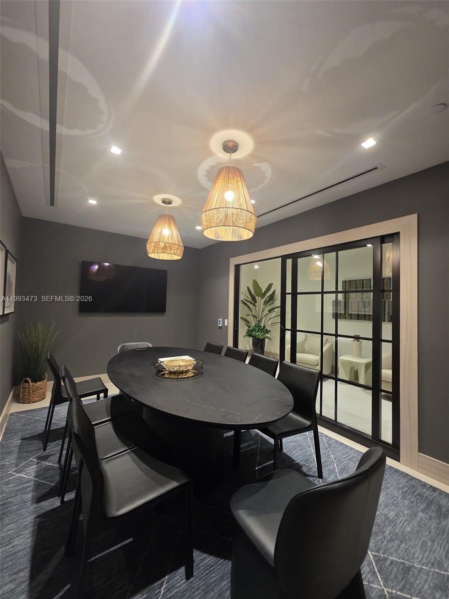 225 N Miami Ave #910 Miami, FL 33128