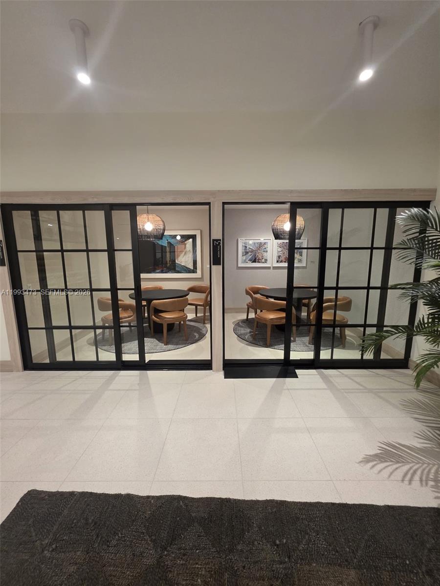 225 N Miami Ave #910 Miami, FL 33128