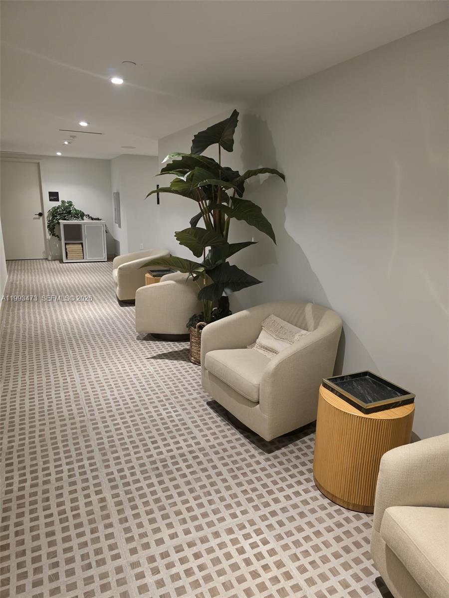 225 N Miami Ave #910 Miami, FL 33128