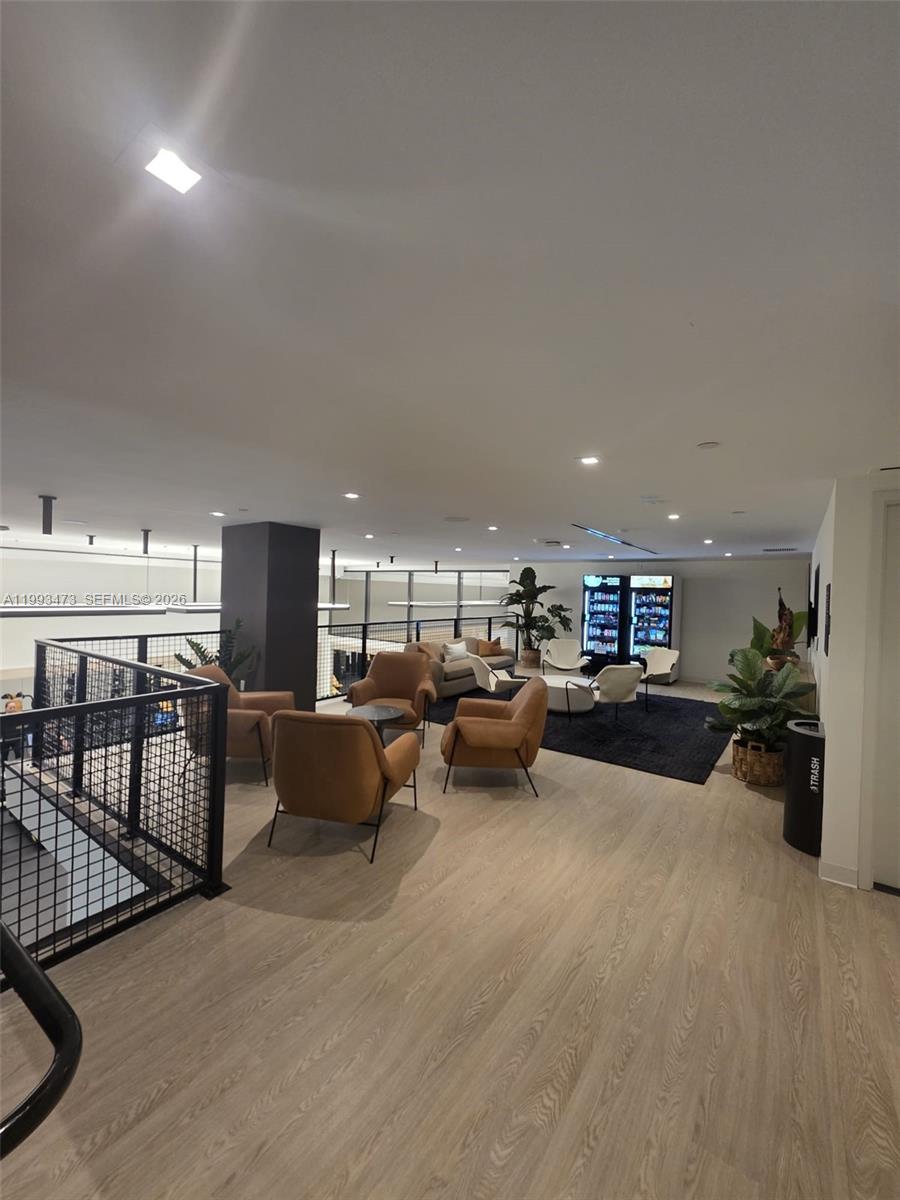 225 N Miami Ave #910 Miami, FL 33128