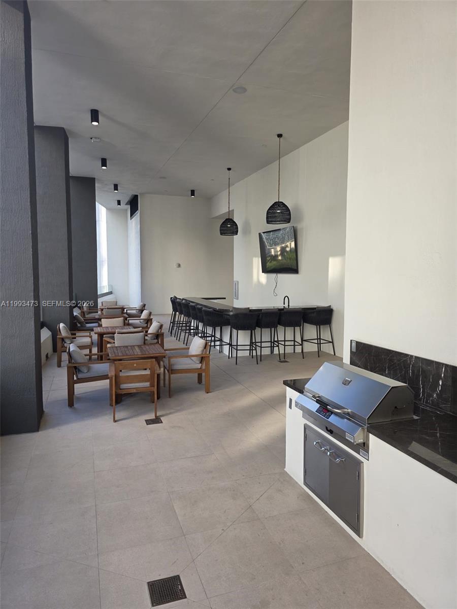 225 N Miami Ave #910 Miami, FL 33128