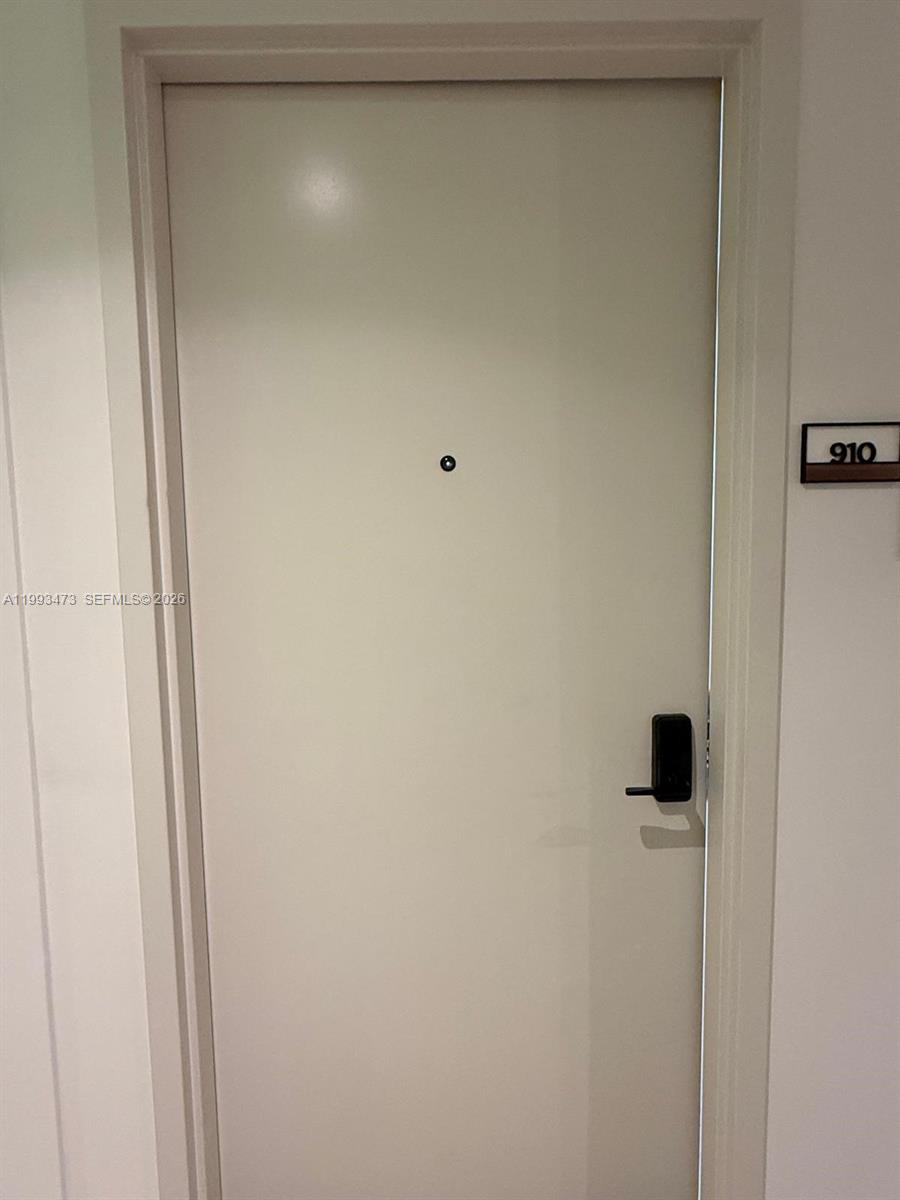 225 N Miami Ave #910 Miami, FL 33128