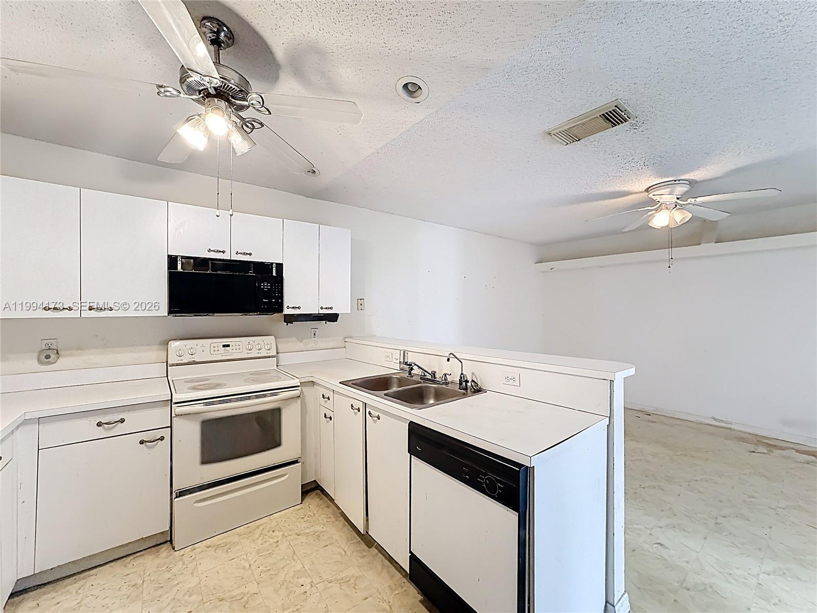 701 SW Amber Ter Port St Lucie, FL 34953