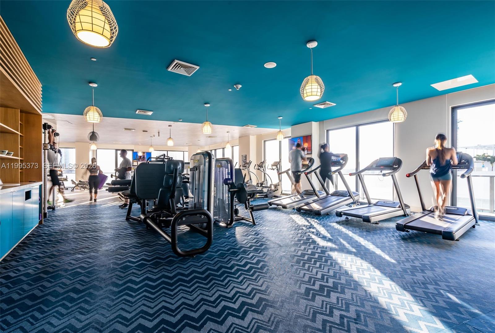 image Hyde Midtown24