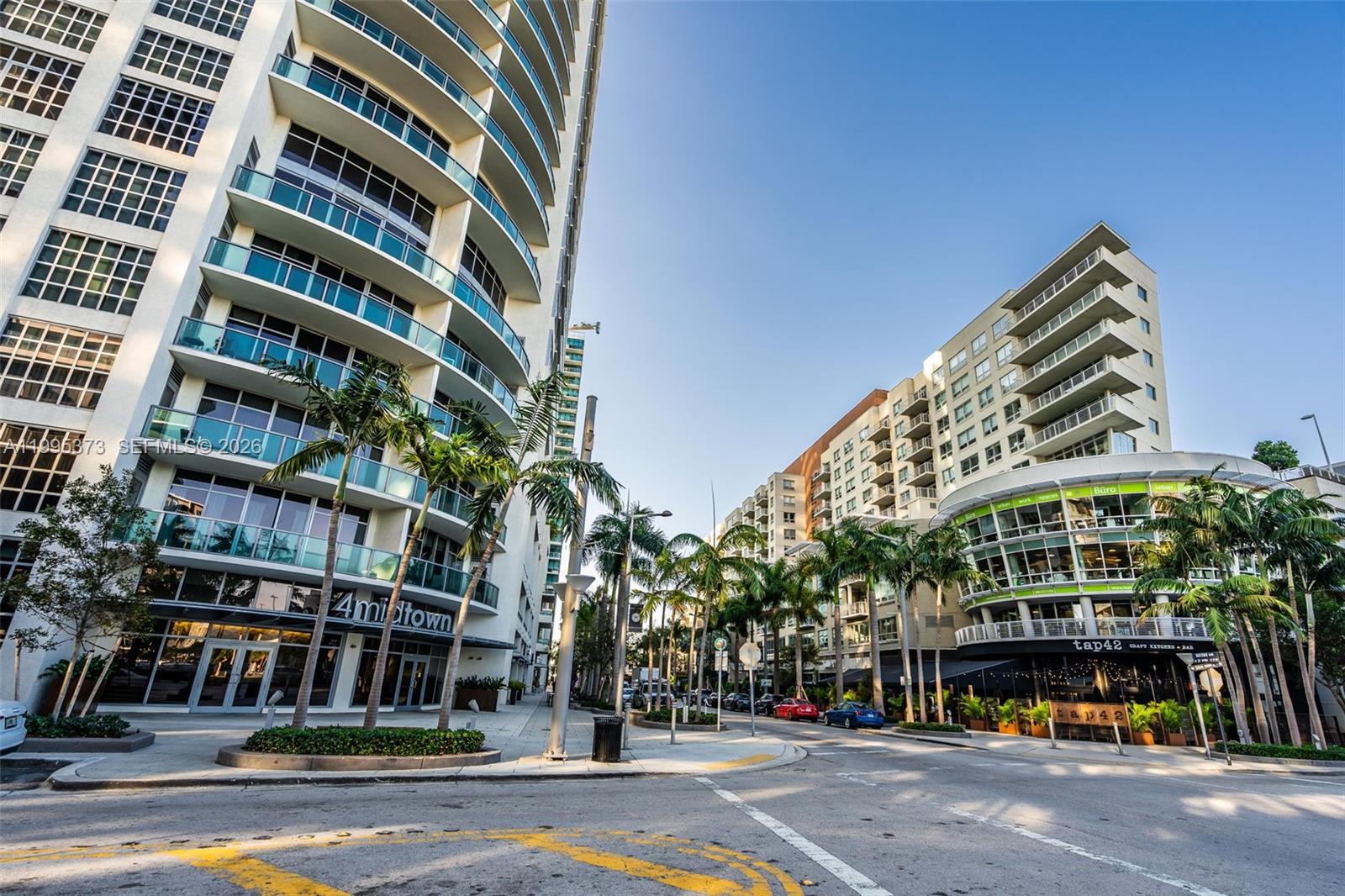 image Hyde Midtown53