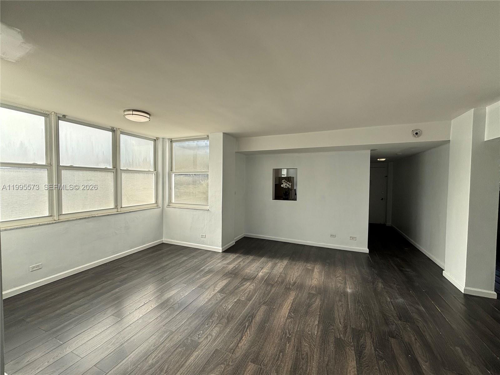 3660 NE 166th St #215 North Miami Beach, FL 33160