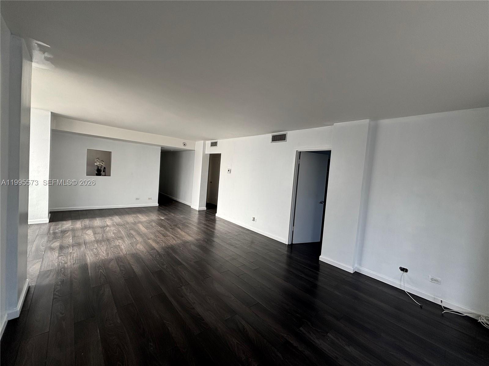 3660 NE 166th St #215 North Miami Beach, FL 33160