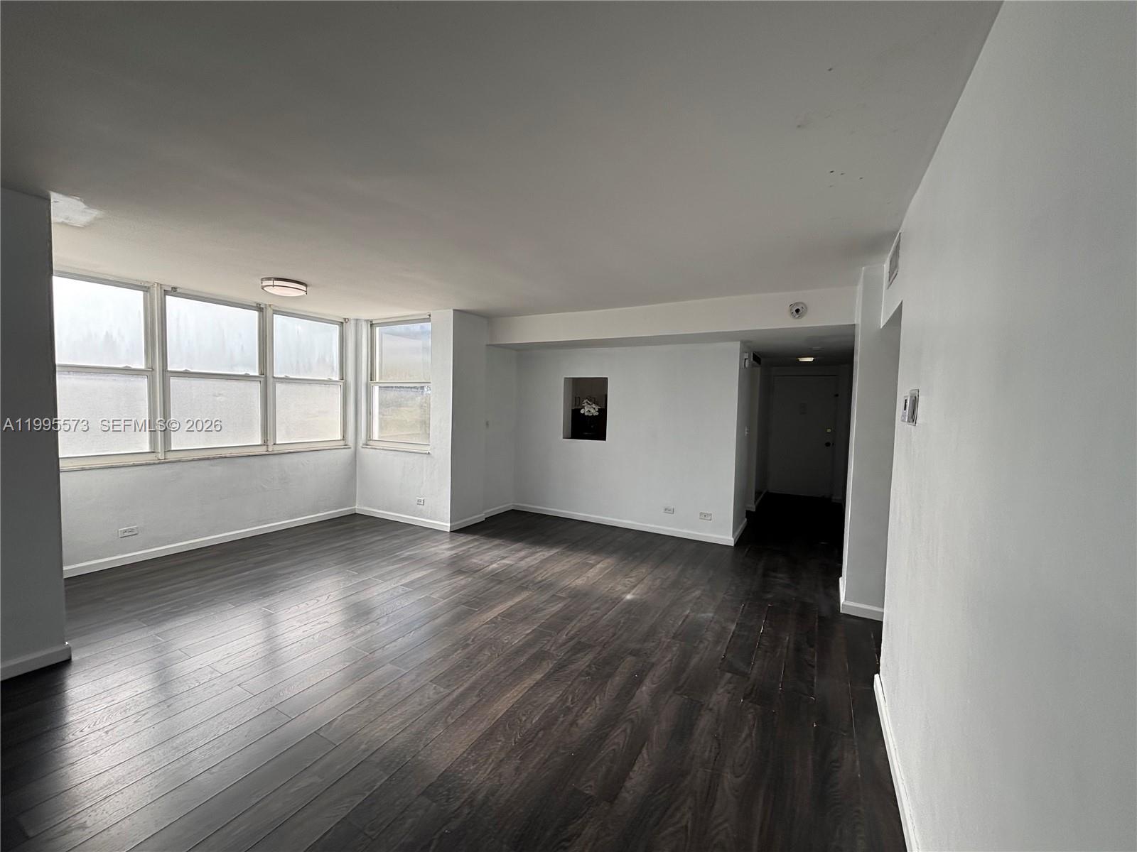 3660 NE 166th St #215 North Miami Beach, FL 33160