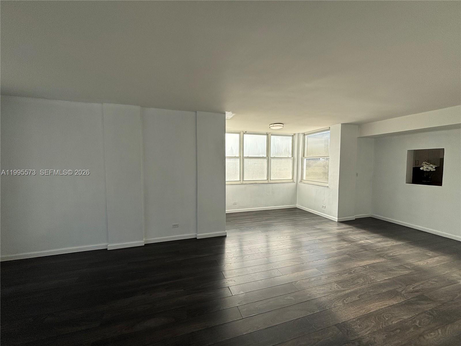 3660 NE 166th St #215 North Miami Beach, FL 33160