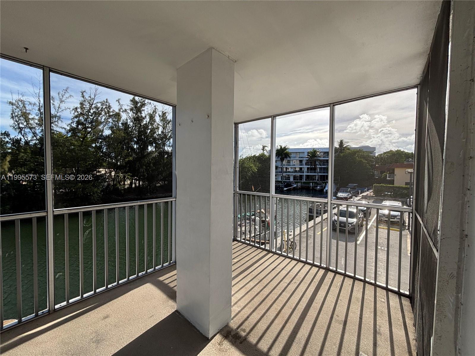 3660 NE 166th St #215 North Miami Beach, FL 33160