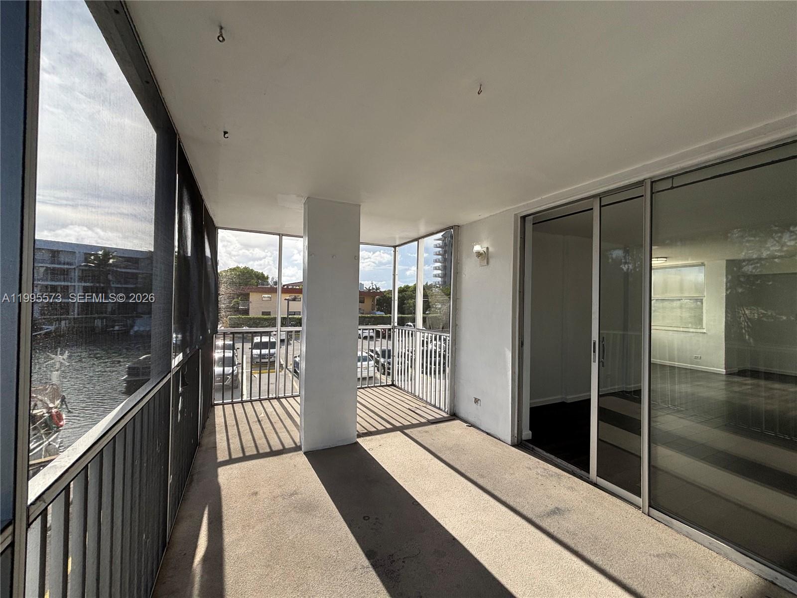 3660 NE 166th St #215 North Miami Beach, FL 33160