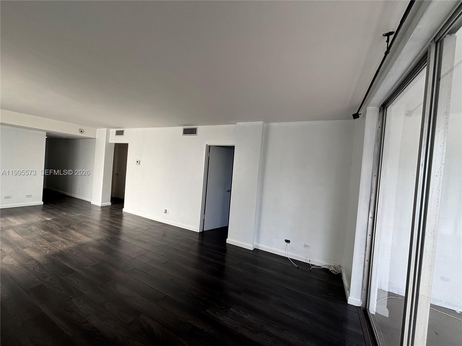 3660 NE 166th St #215 North Miami Beach, FL 33160