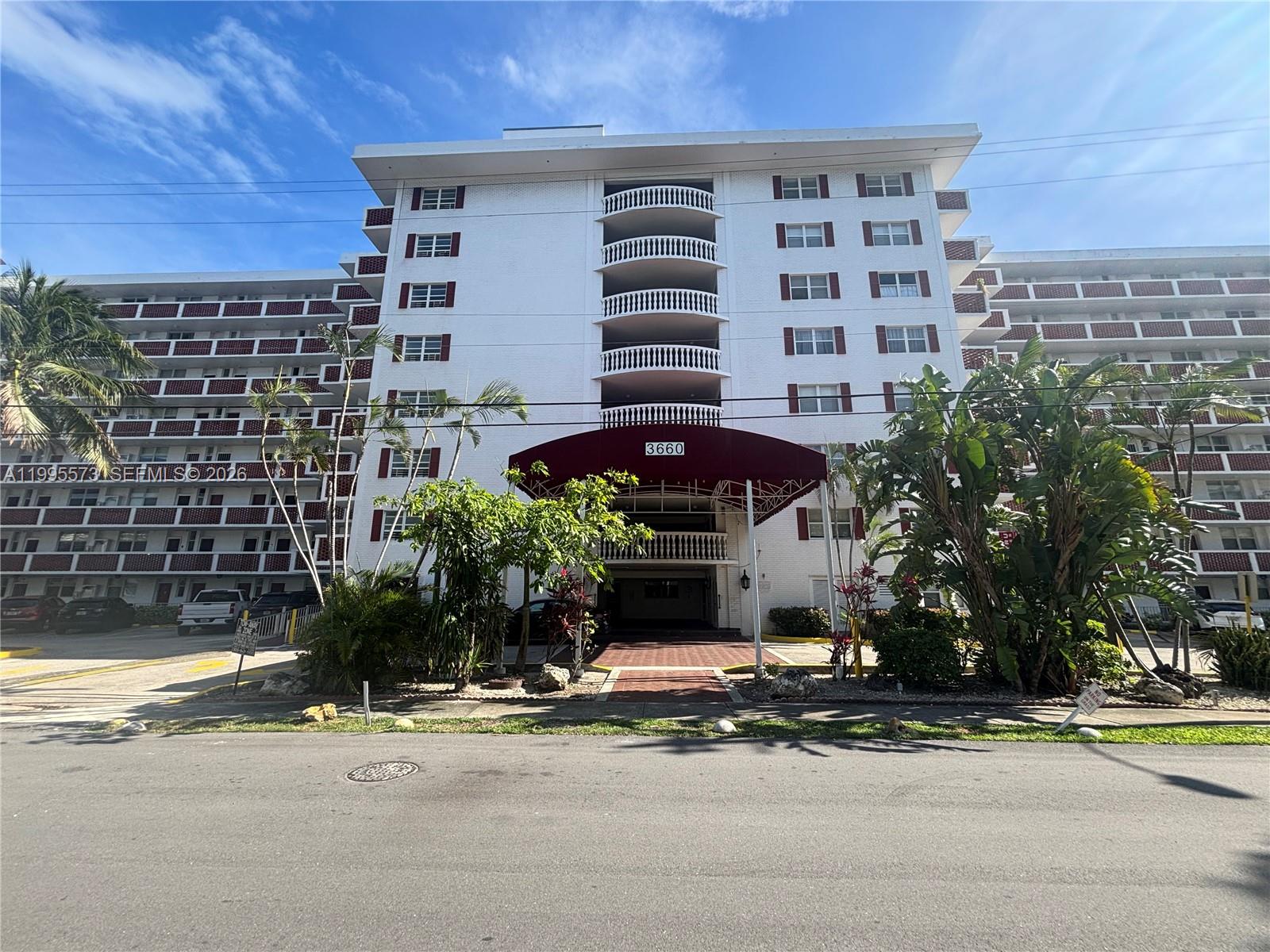 3660 NE 166th St #215 North Miami Beach, FL 33160