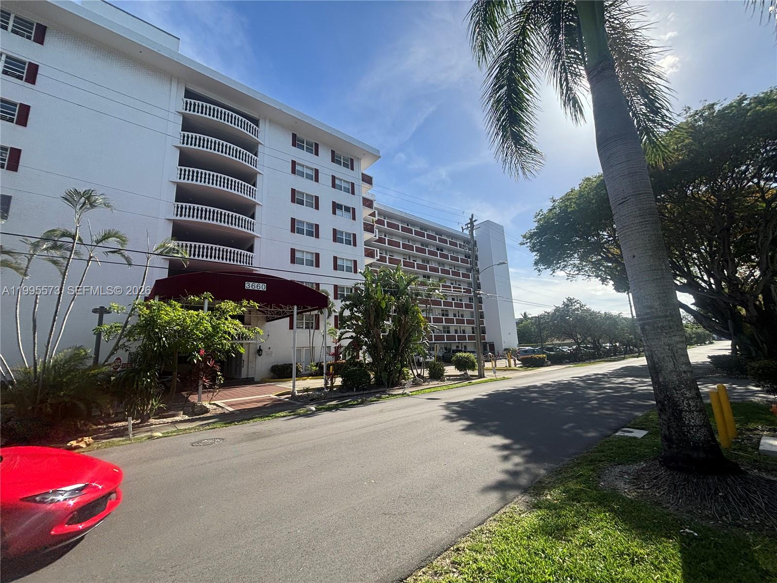 3660 NE 166th St #215 North Miami Beach, FL 33160