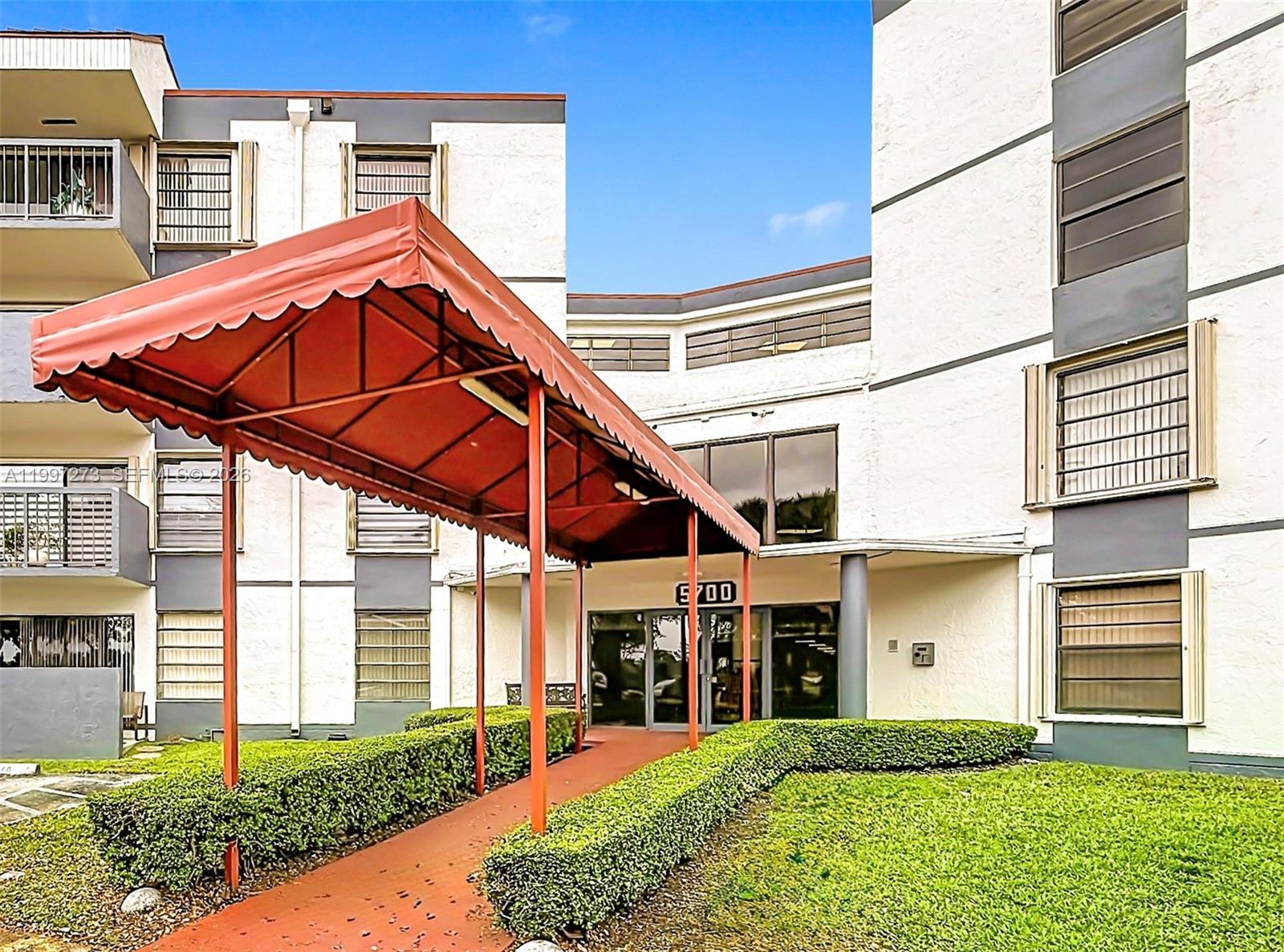 5700 SW 127th Ave #1208