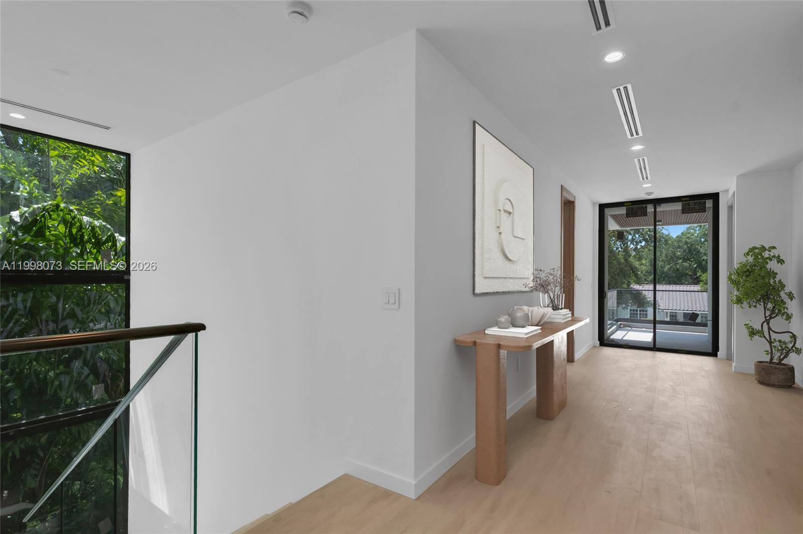 3983 Kumquat Ave Miami, FL 33133