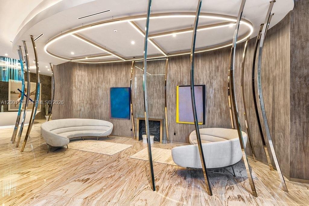 1000 Brickell Plz #3904 Miami, FL 33131