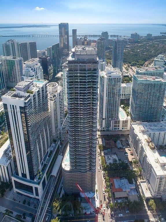 1000 Brickell Plz #3904 Miami, FL 33131
