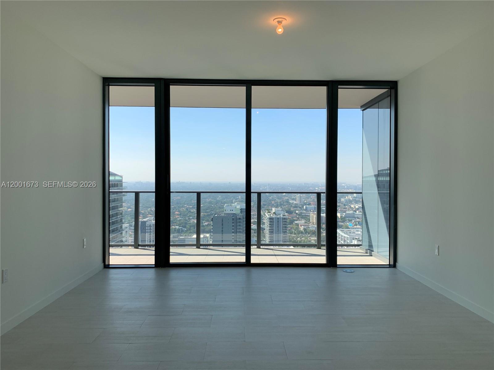 1000 Brickell Plz #3904 Miami, FL 33131