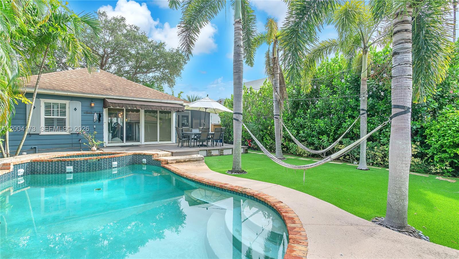 1313 NE 3rd St Fort Lauderdale, FL 33301