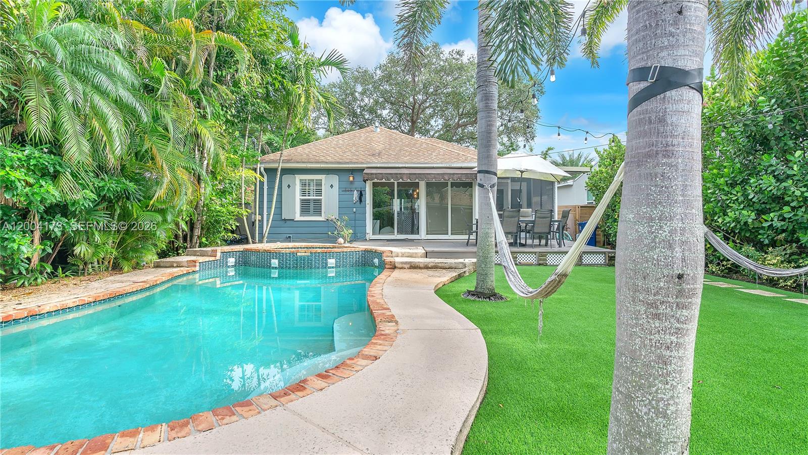 1313 NE 3rd St Fort Lauderdale, FL 33301