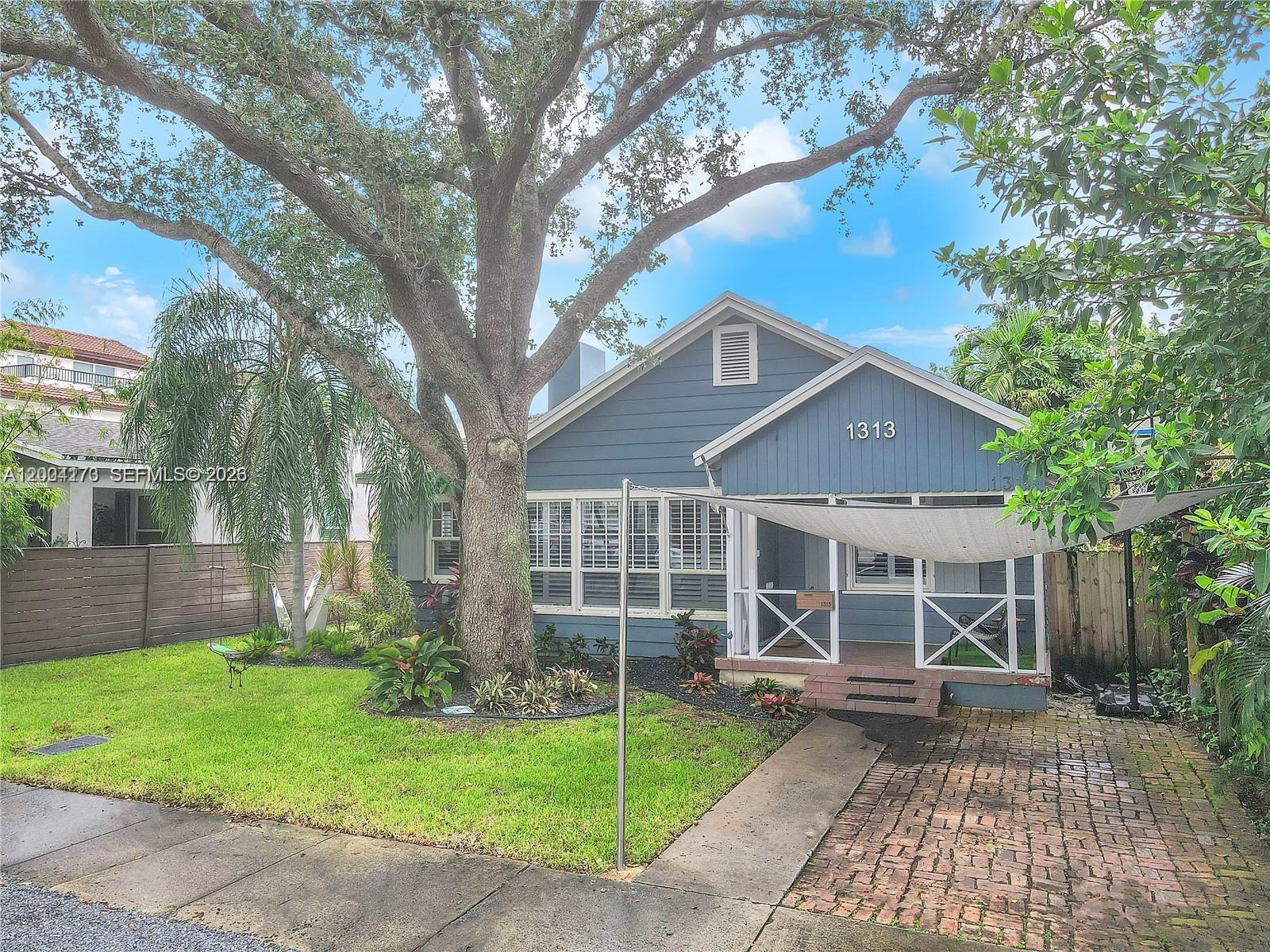 1313 NE 3rd St Fort Lauderdale, FL 33301