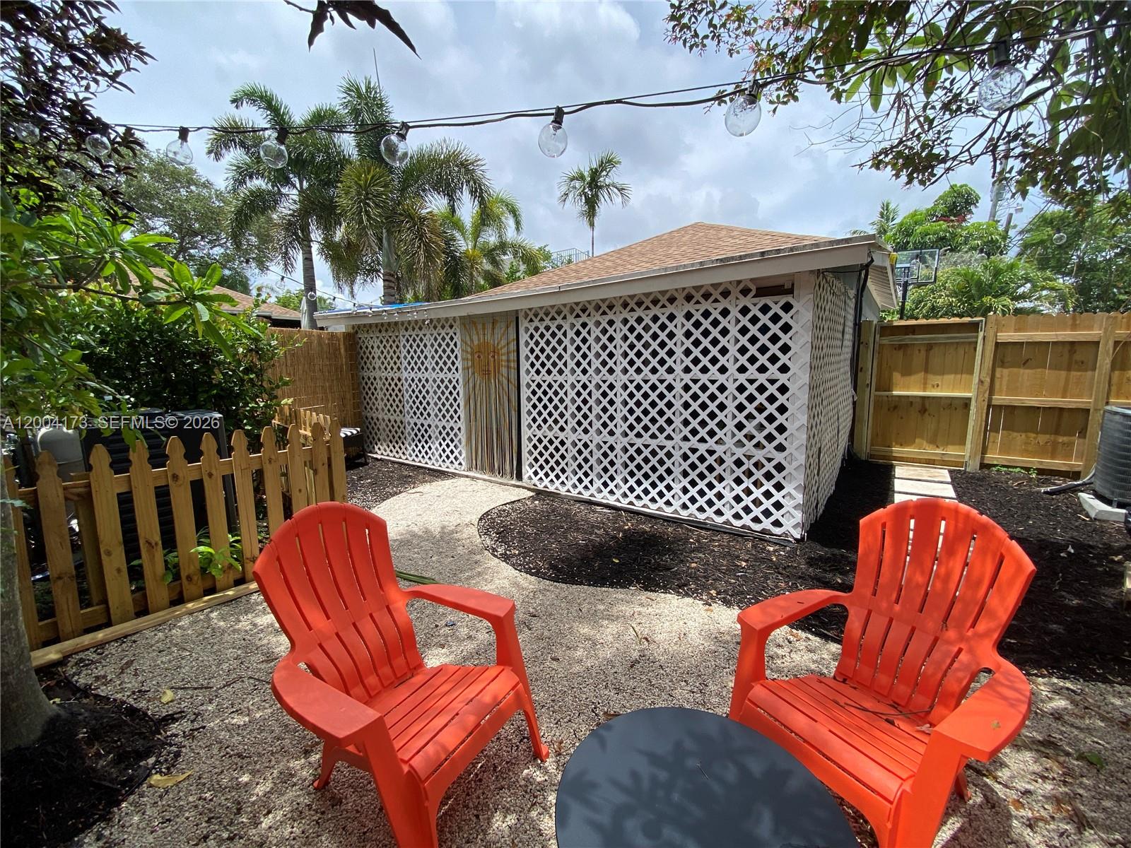 1313 NE 3rd St Fort Lauderdale, FL 33301