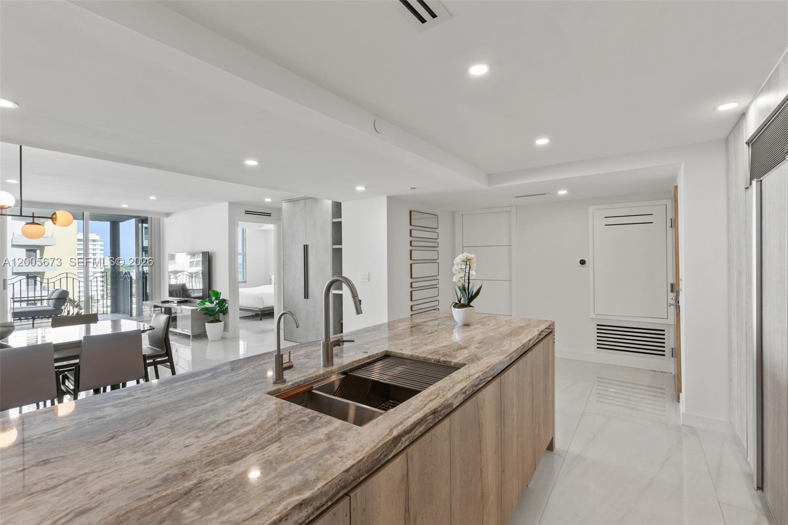 image 1500 Ocean Drive10