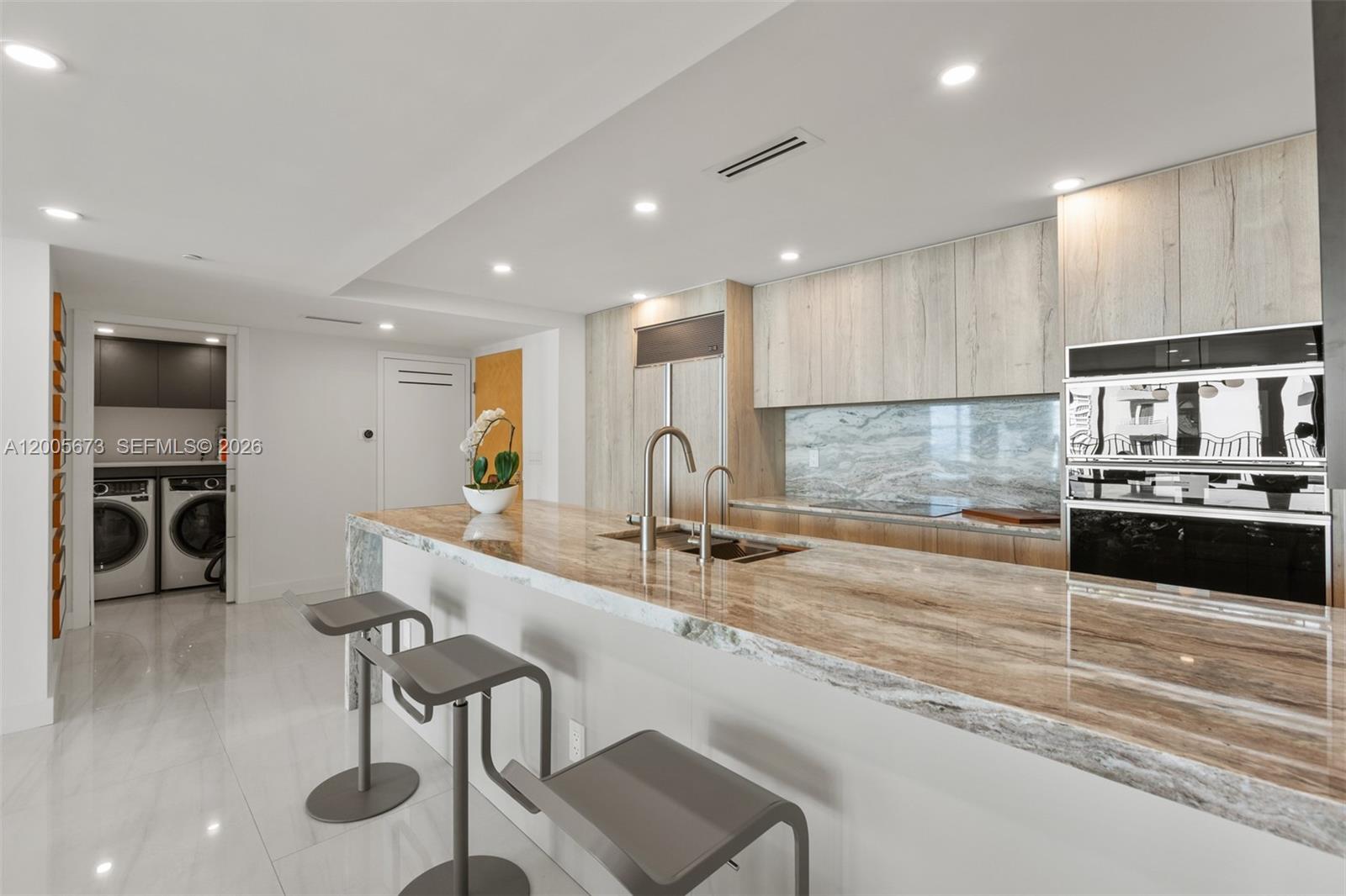 image 1500 Ocean Drive6
