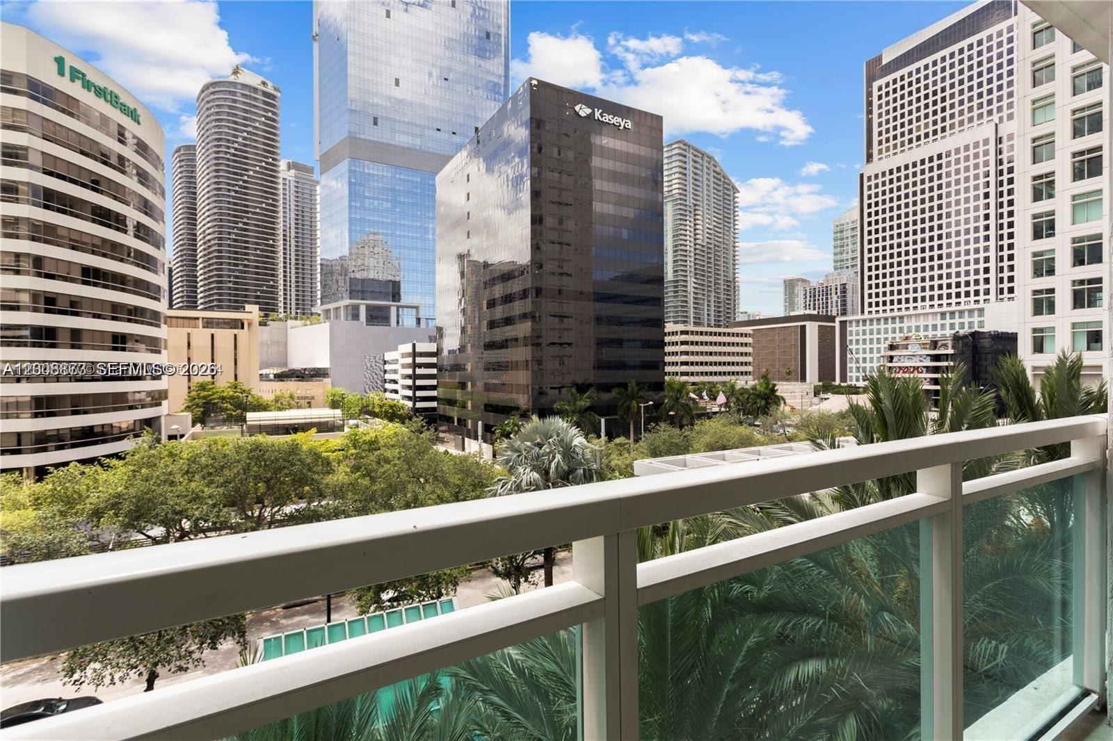 image The Plaza on Brickell East13