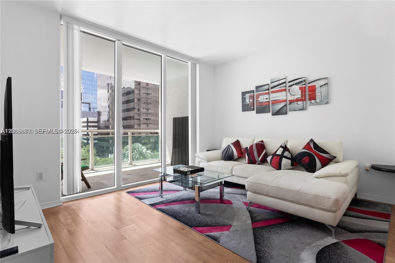 image The Plaza on Brickell East7