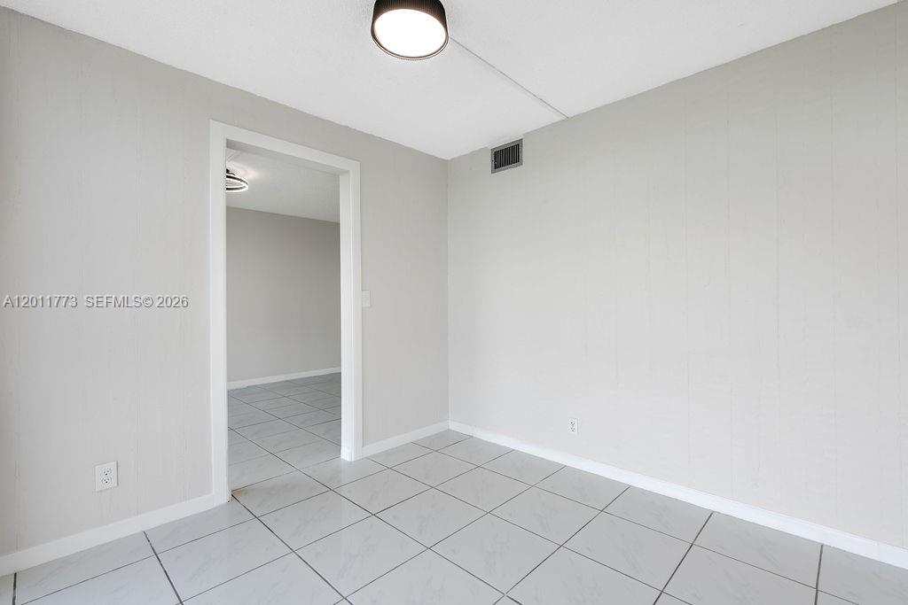2101 Atlantic Shores Blvd #412 Hallandale Beach, FL 33009