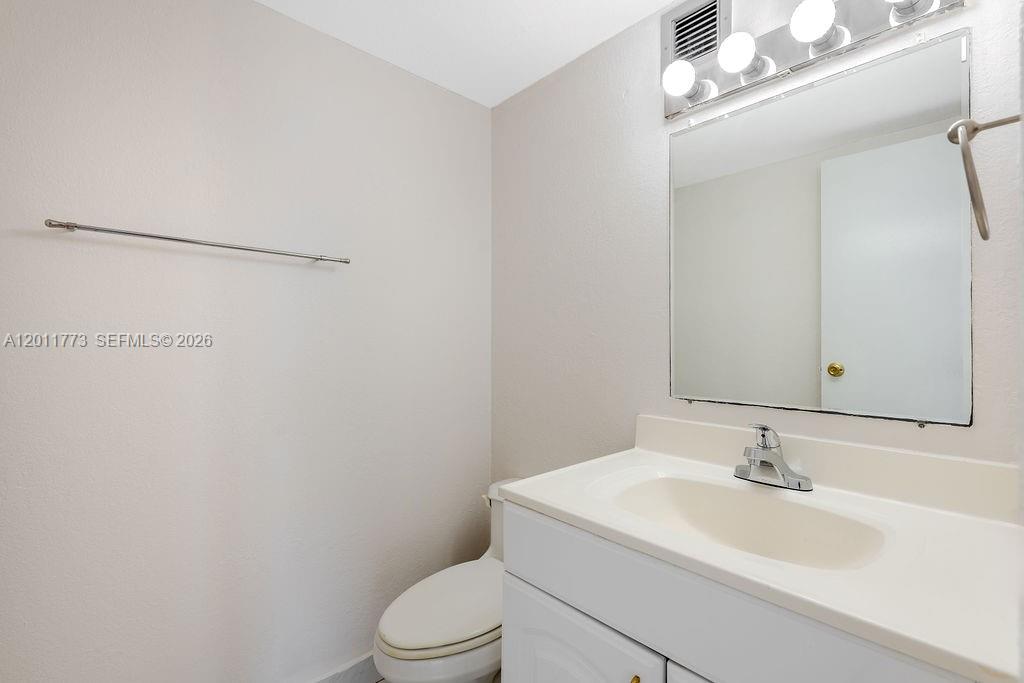 2101 Atlantic Shores Blvd #412 Hallandale Beach, FL 33009