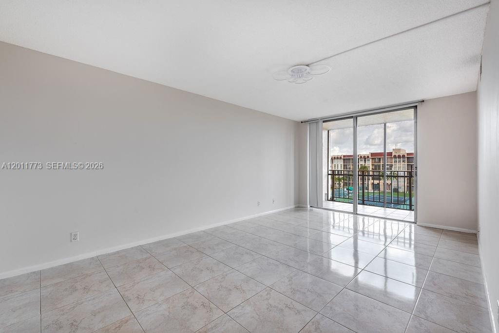 2101 Atlantic Shores Blvd #412 Hallandale Beach, FL 33009