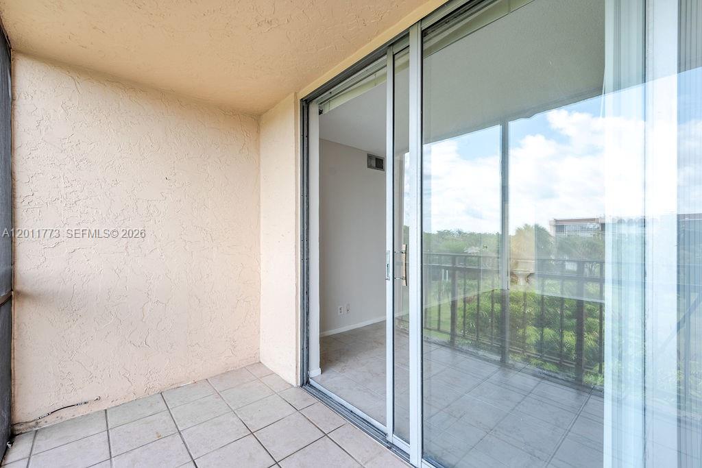 2101 Atlantic Shores Blvd #412 Hallandale Beach, FL 33009
