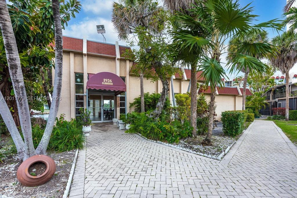 2101 Atlantic Shores Blvd #412 Hallandale Beach, FL 33009