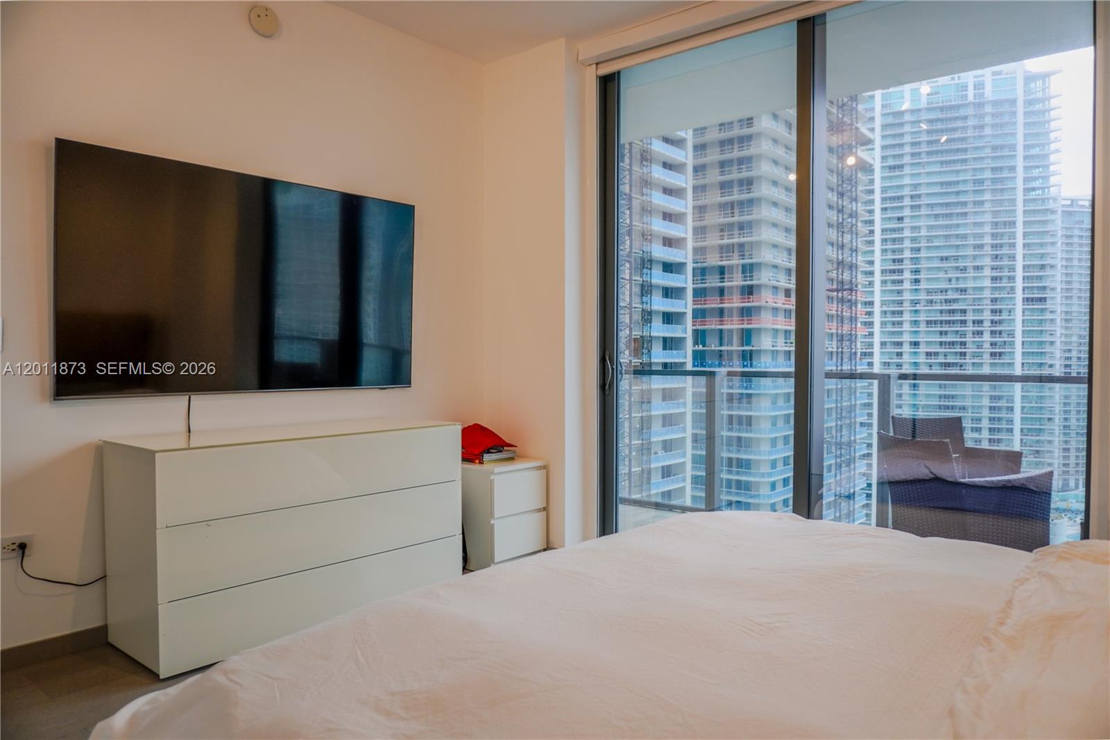 88 SW 7th #2112 Miami, FL 33130