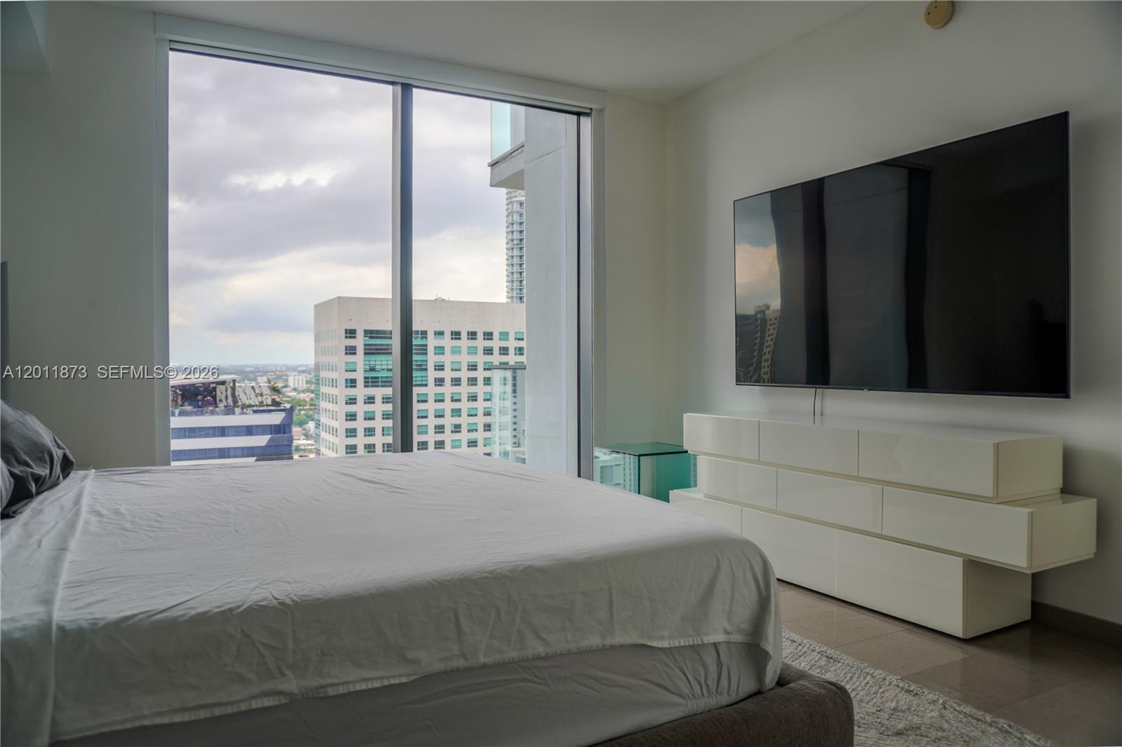 88 SW 7th #2112 Miami, FL 33130