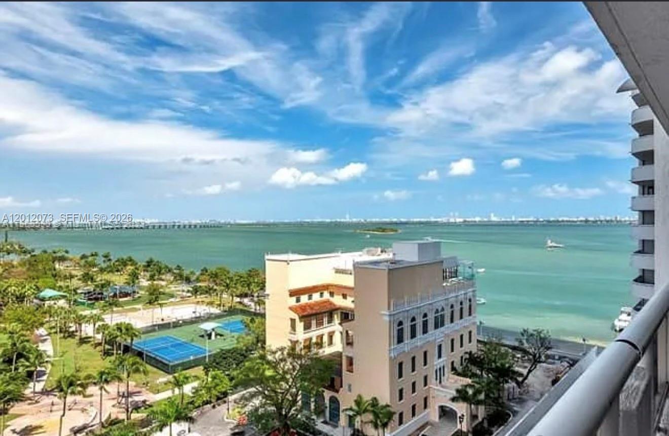 1717 N Bayshore Dr #A1448