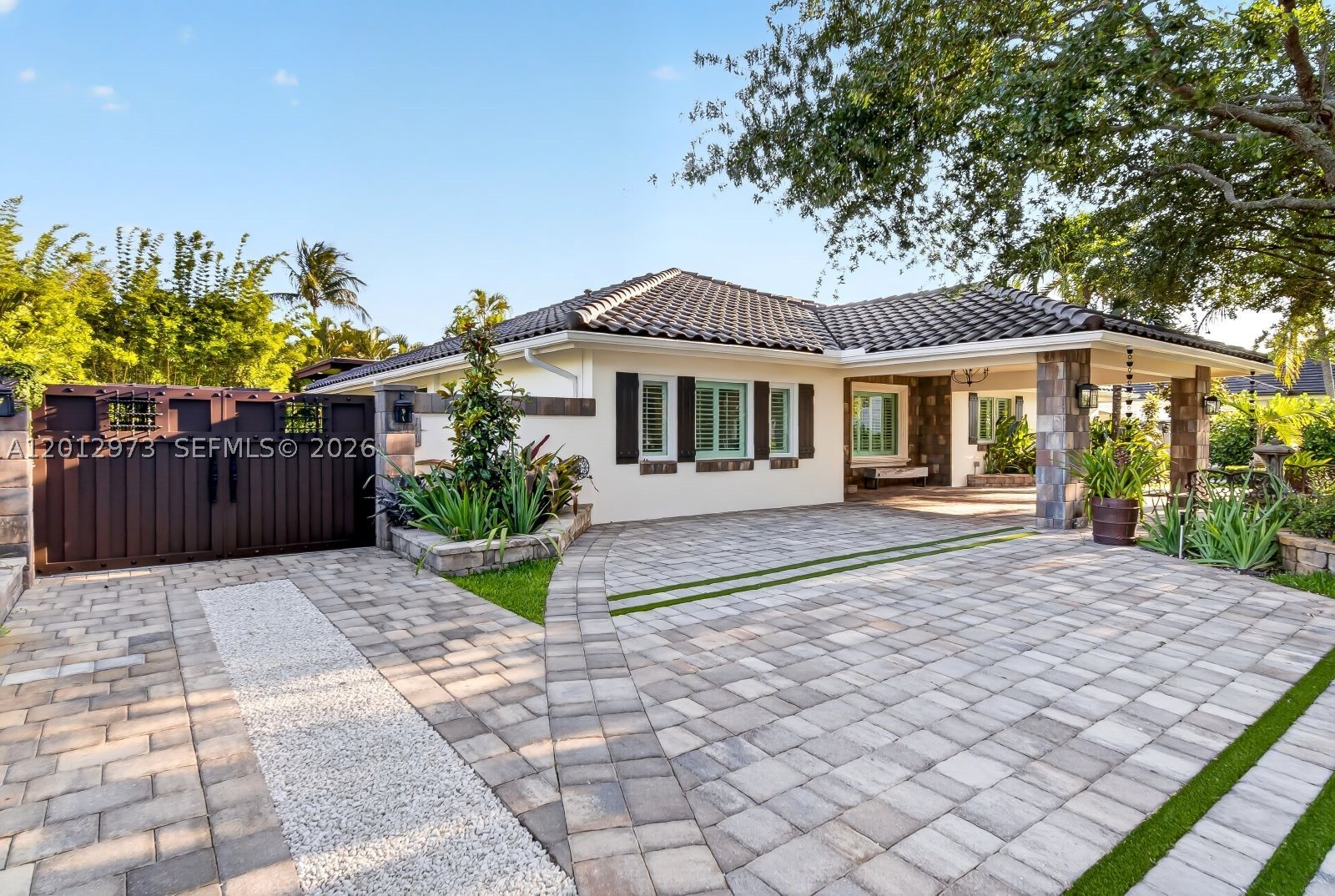 10570 SW 56th Ter Miami, FL 33173