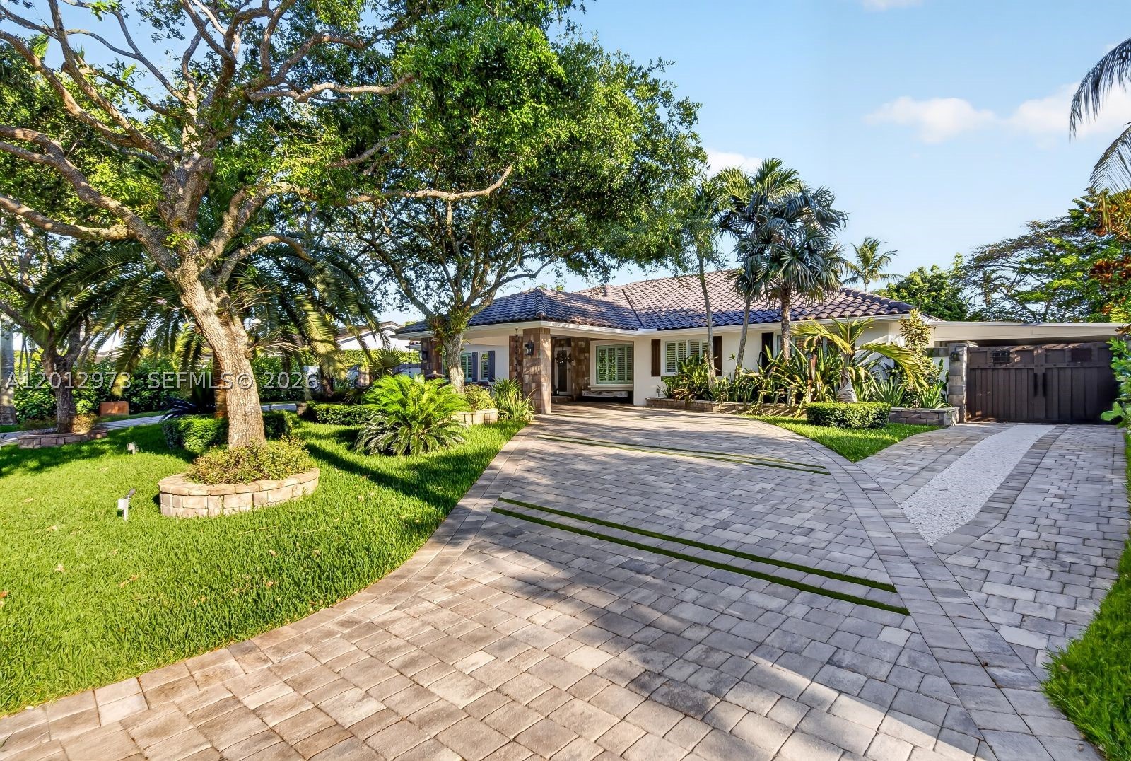 10570 SW 56th Ter Miami, FL 33173