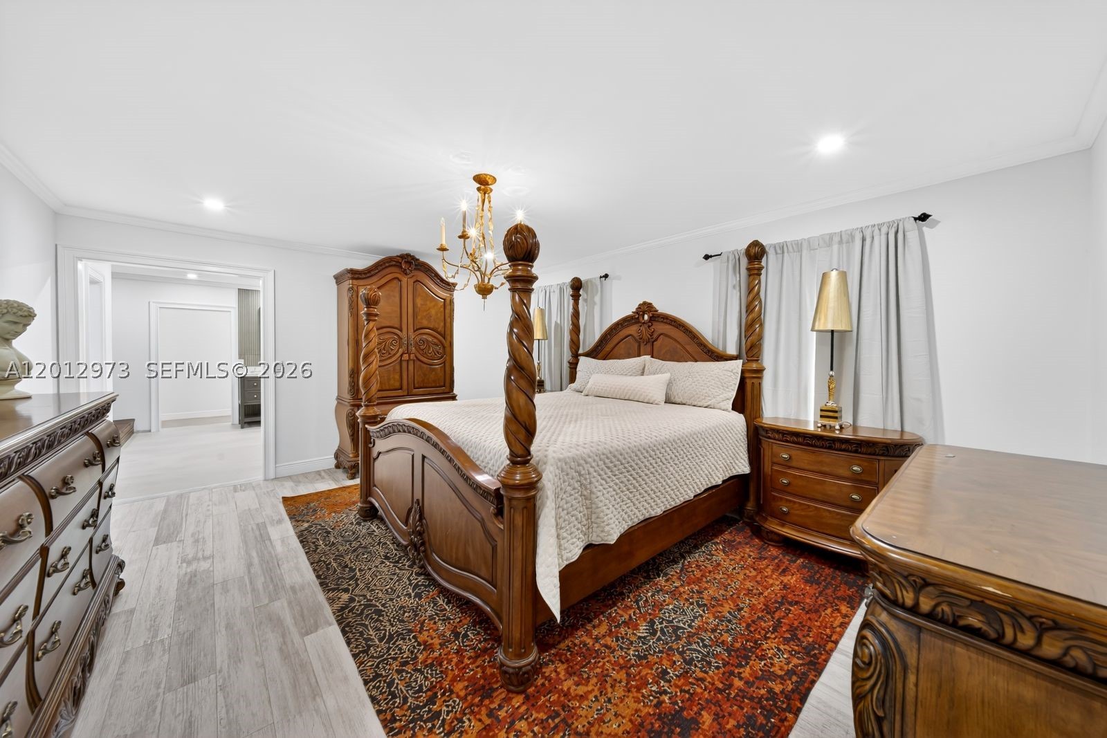10570 SW 56th Ter Miami, FL 33173