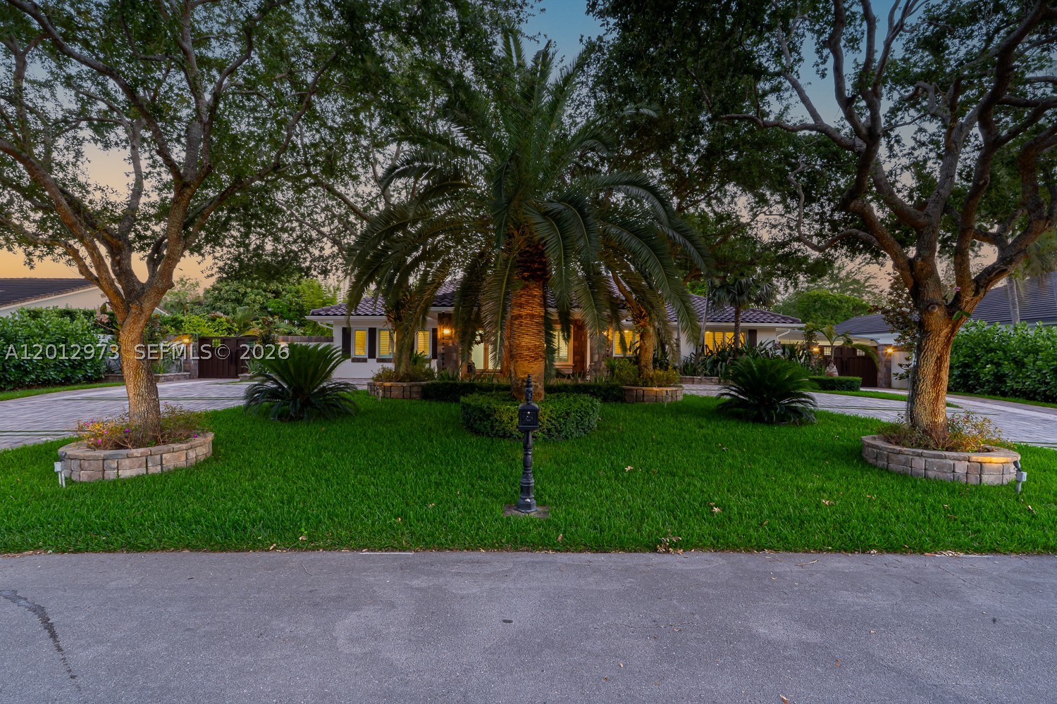 10570 SW 56th Ter Miami, FL 33173