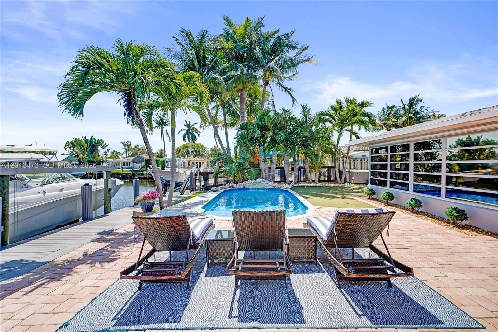 200 SE 3rd St Pompano Beach, FL 33060