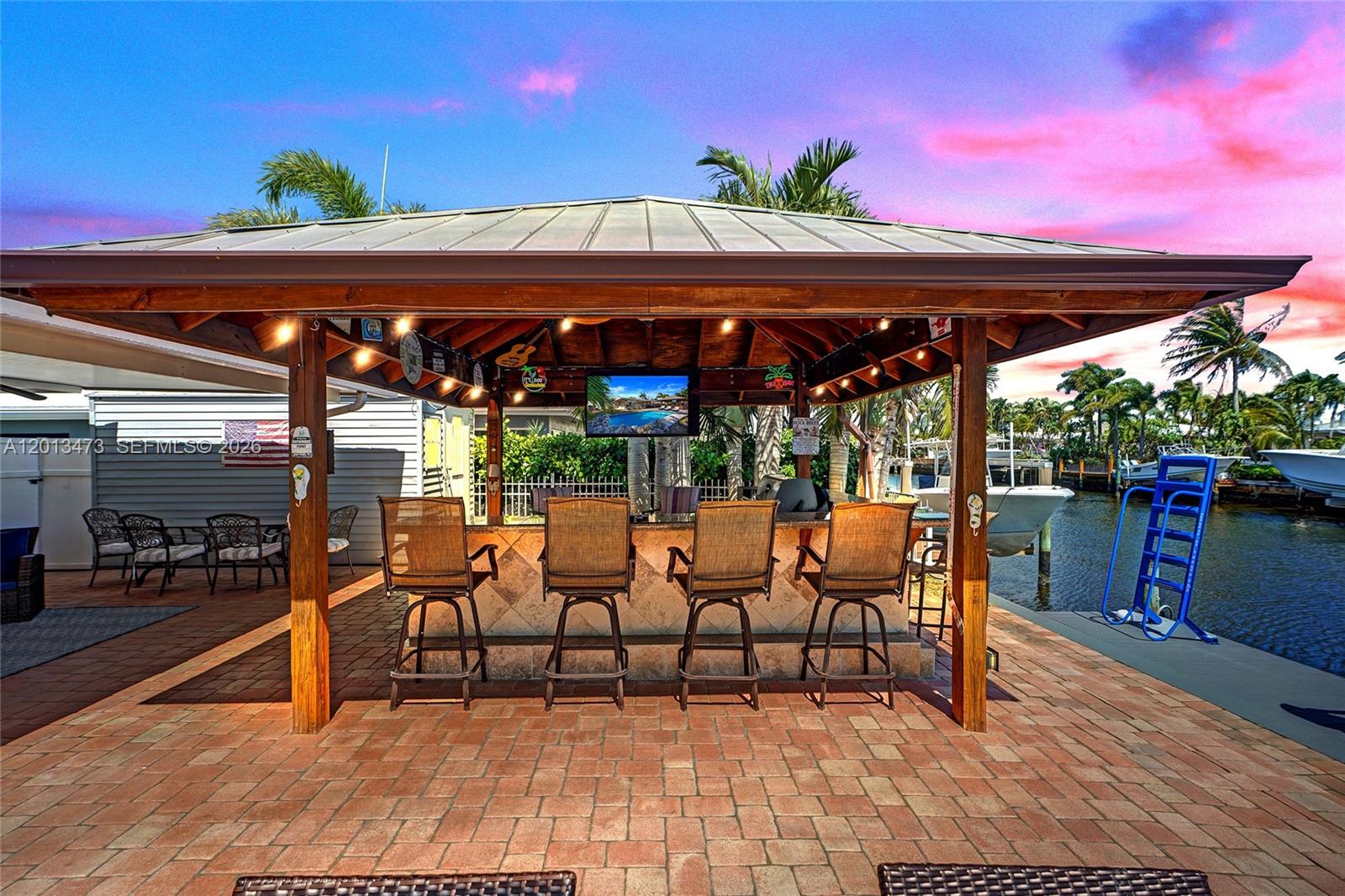 200 SE 3rd St Pompano Beach, FL 33060