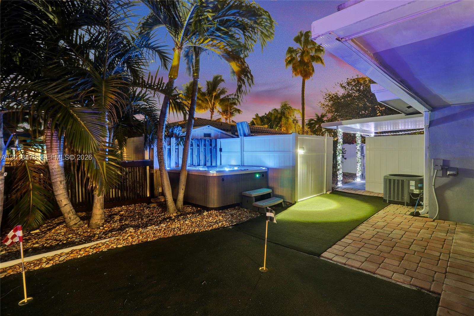 200 SE 3rd St Pompano Beach, FL 33060