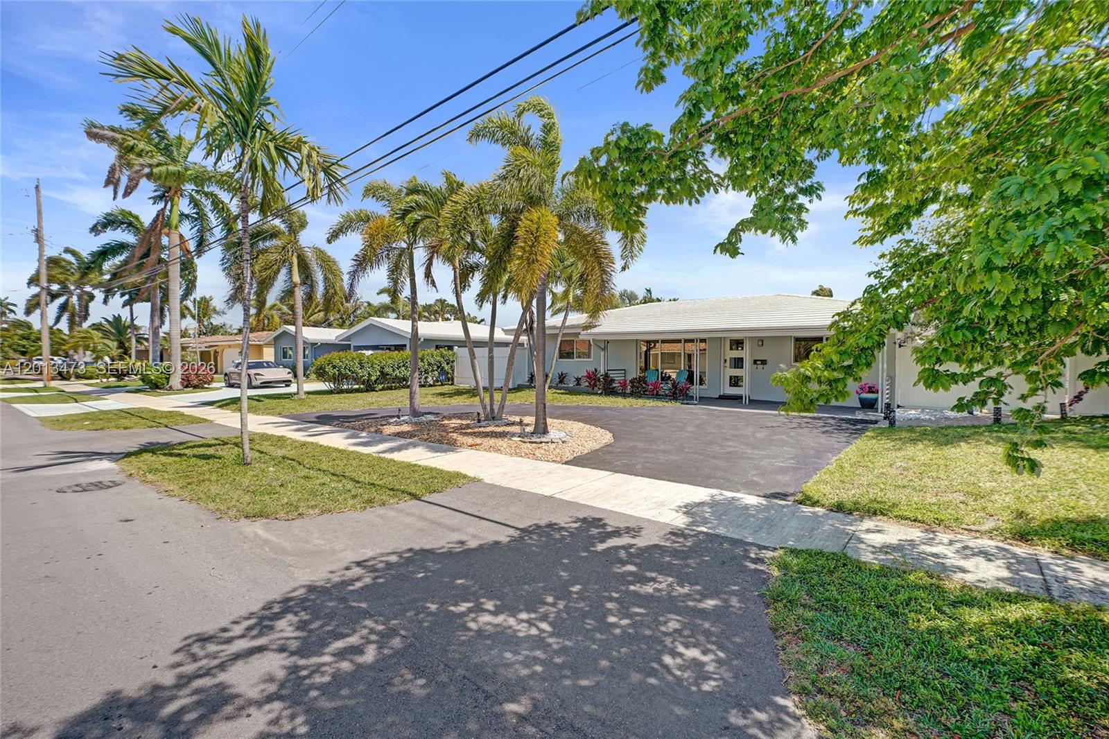 200 SE 3rd St Pompano Beach, FL 33060