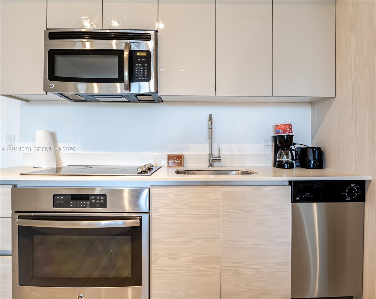 image Beachwalk Condominium13