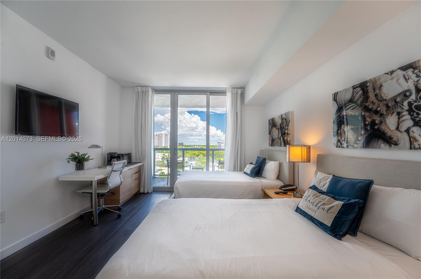 image Beachwalk Condominium39
