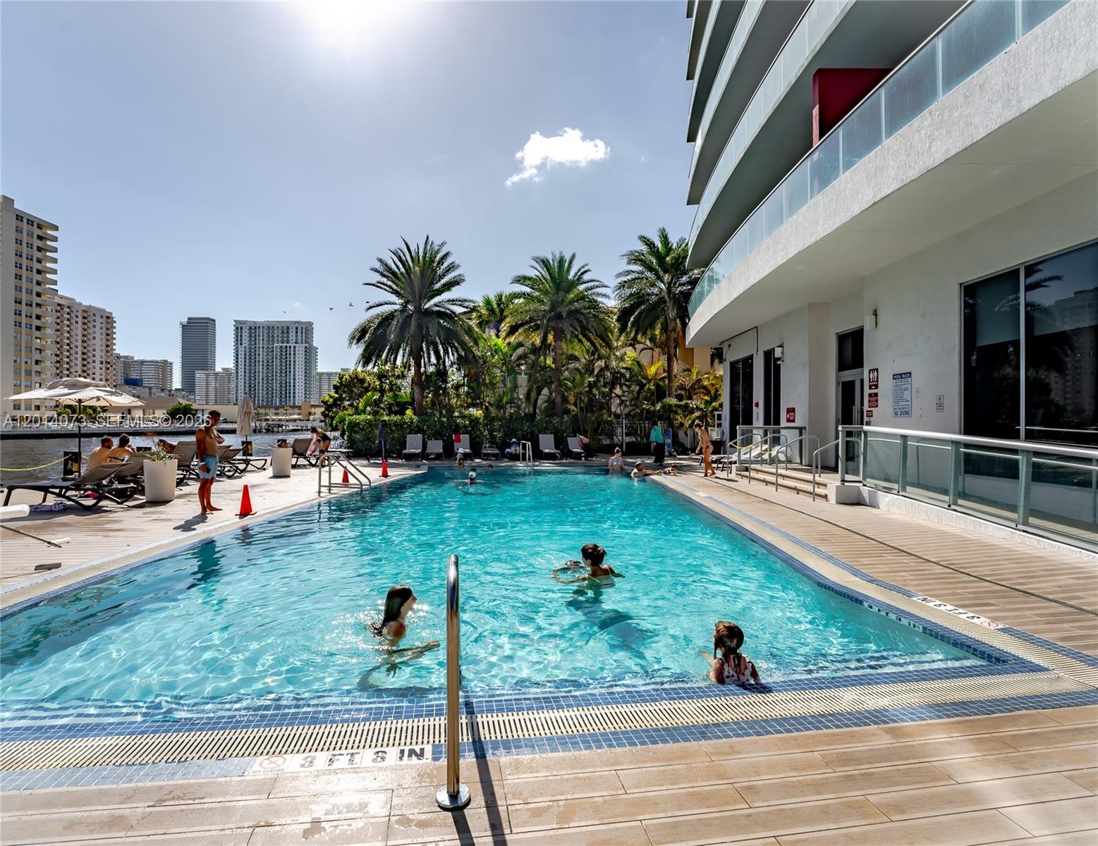 image Beachwalk Condominium53